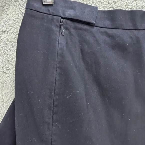 COS Women's Size 8 Navy Pleated Skirt with Ballon Shape Structure - Picture 6 of 10